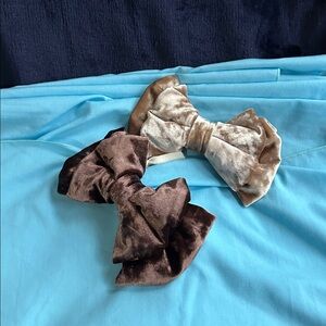 Anthologies Velvet Hair Bow Clip - Brown & Tan  set of 2 nwt